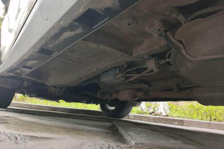 Used BYD S6 2014 2.4L Automatic Prestige 5-Seater Chassis Rear Left