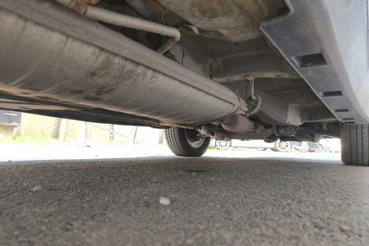 Used BYD S6 2014 2.4L Automatic Prestige 5-Seater Chassis Rear Right