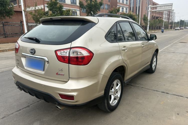 Used BYD S6 2014 2.4L Automatic Prestige 5-Seater Exterior 5