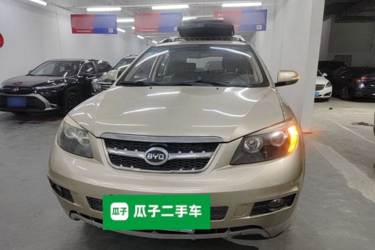 Used BYD S6 2014 2.4L Automatic Prestige 5-Seater Front