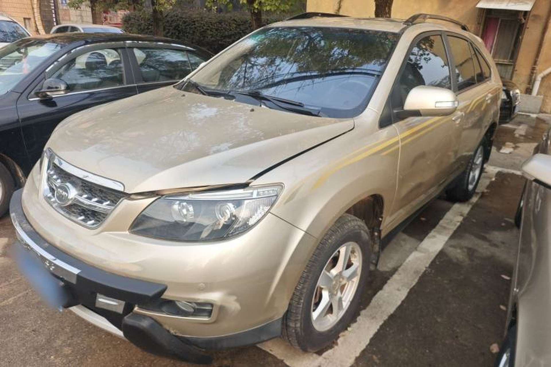 Used BYD S6 2014 1.5TI Manual Luxury 5-Seater Front Left 45 Deg