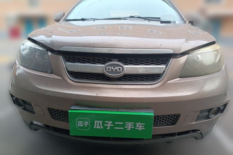 Used BYD S6 2014 1.5TI Manual Luxury 5-Seater Front