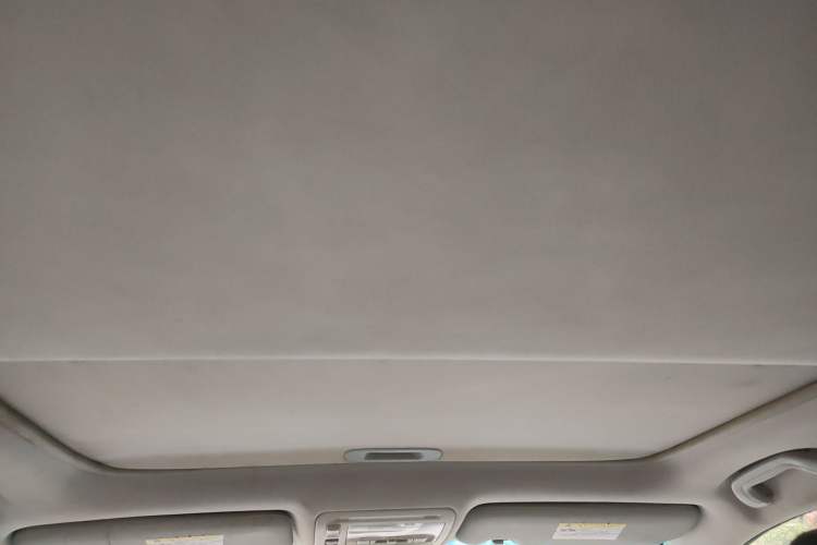 Used BYD S6 2014 2.4L Automatic Prestige 5-Seater Headliner