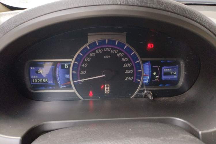 Used BYD S6 2014 2.0L Manual Luxury 5-Seater Instrument Cluster