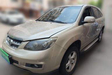 Used BYD S6 2014 2.0L Manual Luxury 5-Seater