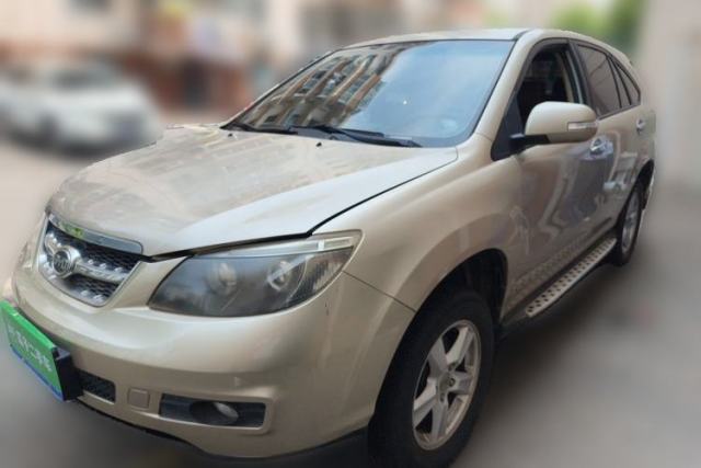 Used BYD S6 2014 2.0L Manual Luxury 5-Seater