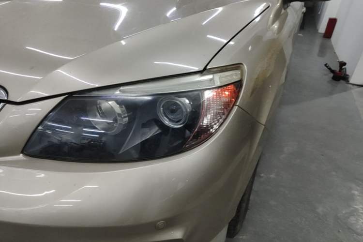 Used BYD S6 2014 2.4L Automatic Prestige 5-Seater Left Front Headlight