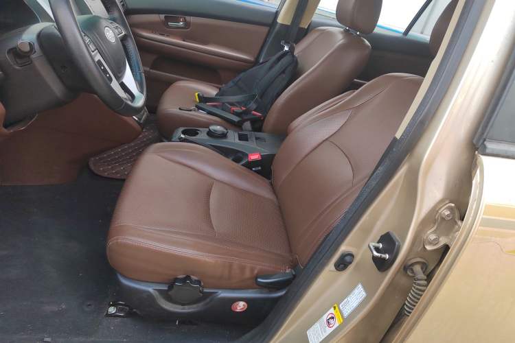 Used BYD S6 2014 2.4L Automatic Prestige 5-Seater Left Front Seat