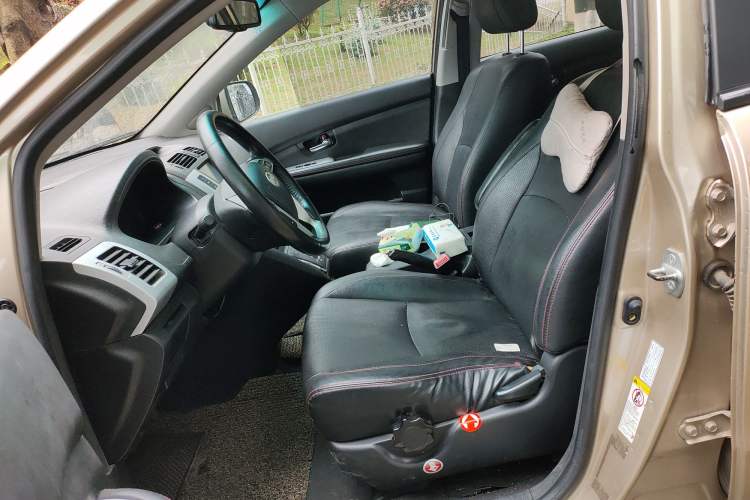 Used BYD S6 2014 2.4L Automatic Prestige 5-Seater Left Front Seat