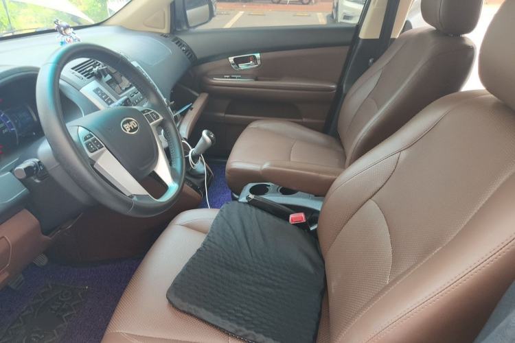 Used BYD S6 2014 2.0L Manual Luxury 5-Seater Left Front Seat