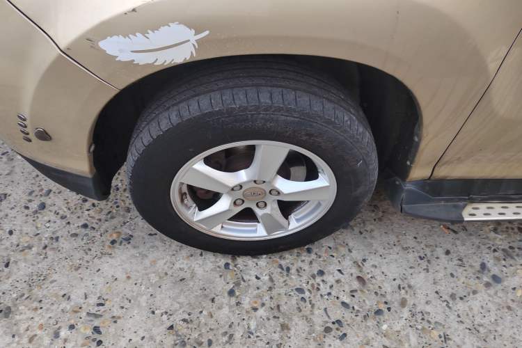 Used BYD S6 2014 2.4L Automatic Prestige 5-Seater Left Front Wheel Hub