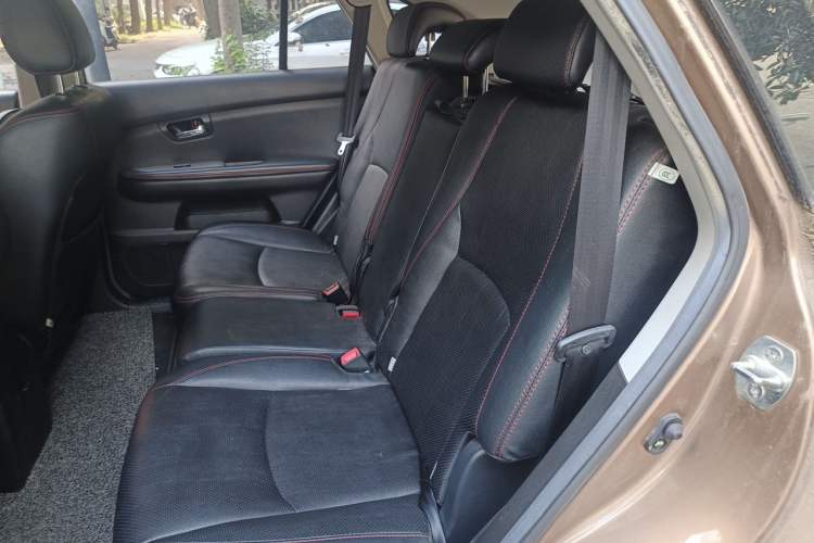 Used BYD S6 2014 1.5TI Manual Luxury 5-Seater Left Rear Seat