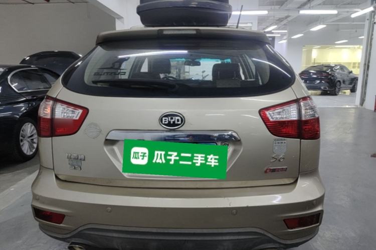 Used BYD S6 2014 2.4L Automatic Prestige 5-Seater Rear