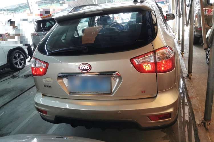 Used BYD S6 2014 1.5TI Manual Luxury 5-Seater Rear