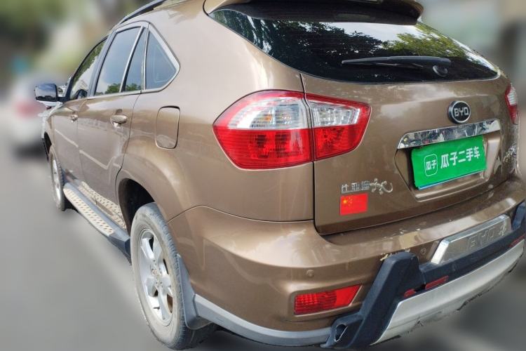 Used BYD S6 2014 2.0L Manual Luxury 5-Seater Rear Left 45 Deg