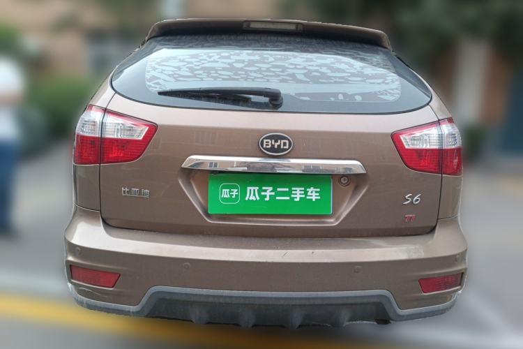 Used BYD S6 2014 1.5TI Manual Luxury 5-Seater Rear