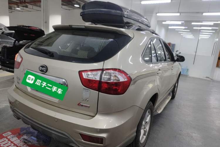 Used BYD S6 2014 2.4L Automatic Prestige 5-Seater Rear Right 45 Deg