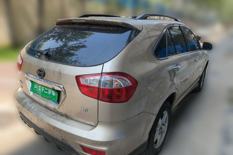 Used BYD S6 2014 2.4L Automatic Prestige 5-Seater Rear Right 45 Deg