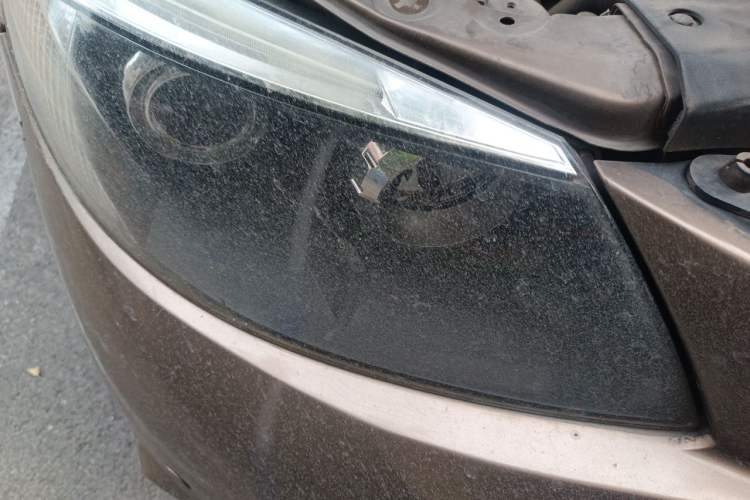 Used BYD S6 2014 1.5TI Manual Luxury 5-Seater Right Front Headlight