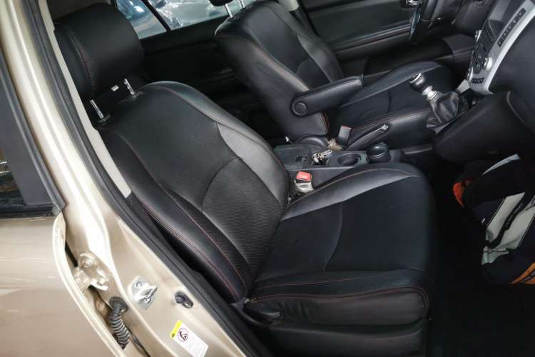 Used BYD S6 2014 1.5TI Manual Luxury 5-Seater Right Front Seat