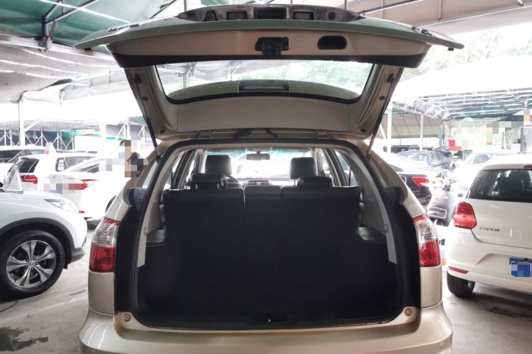 Used BYD S6 2014 1.5TI Manual Luxury 5-Seater Trunk