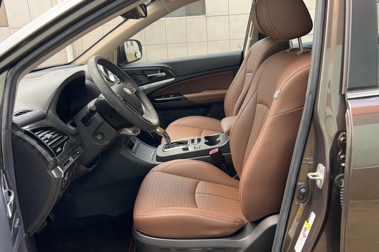 Used BYD S7 2017 2.0T Automatic Prestige Edition Left Front Seat