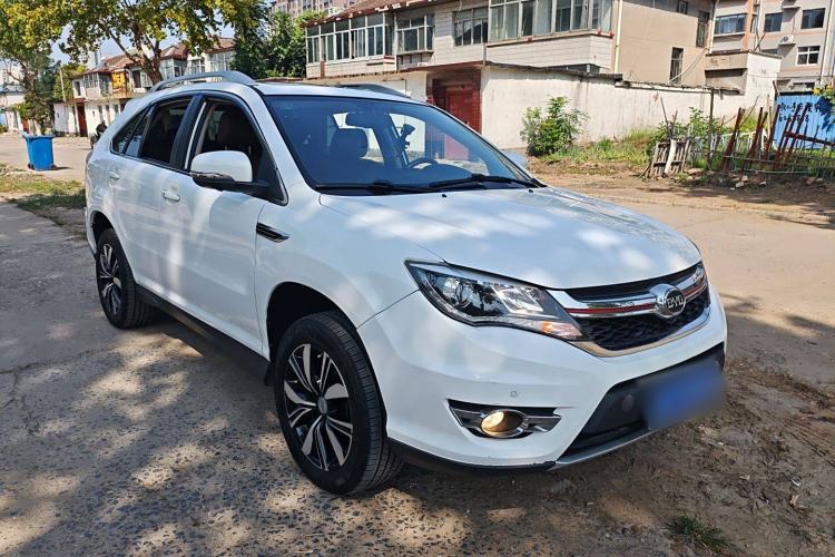 Used BYD S7 2017 2.0T Automatic Prestige Edition Exterior 2