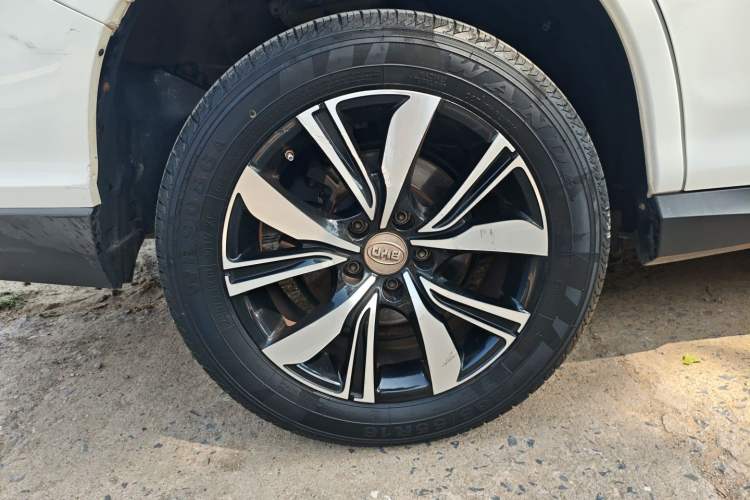 Used BYD S7 2017 2.0T Automatic Prestige Edition Exterior 8