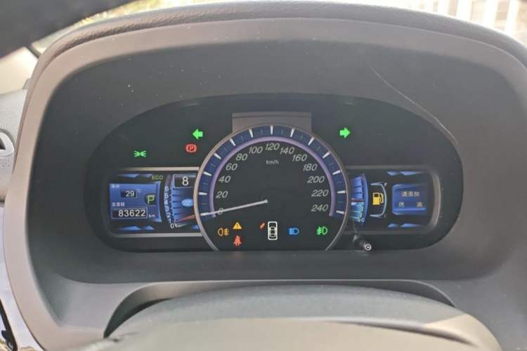Used BYD S7 2017 2.0T Automatic Prestige Edition Odometer Close Up