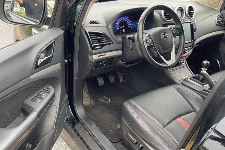 Used BYD S7 2015 1.5T Manual Luxury Model Driver Seat