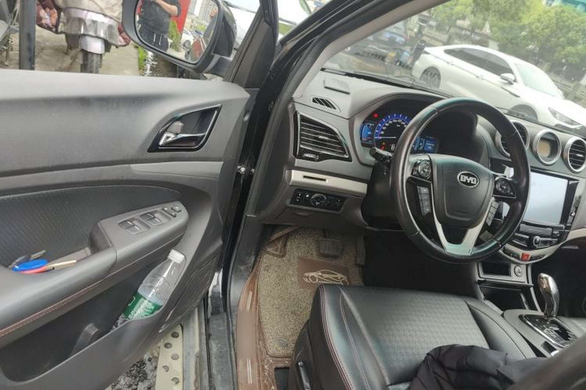 Used BYD S7 2015 2.0T Automatic Prestige Model Driver Seat