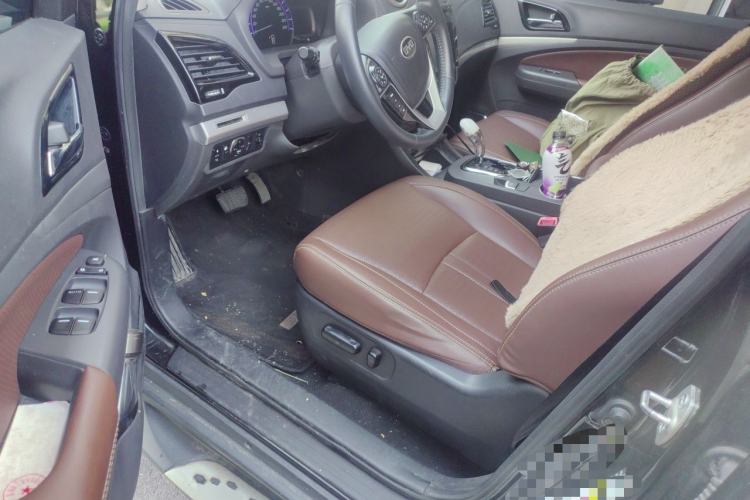 Used BYD S7 2015 2.0T Upgraded Automatic Luxury Version Driver Seat