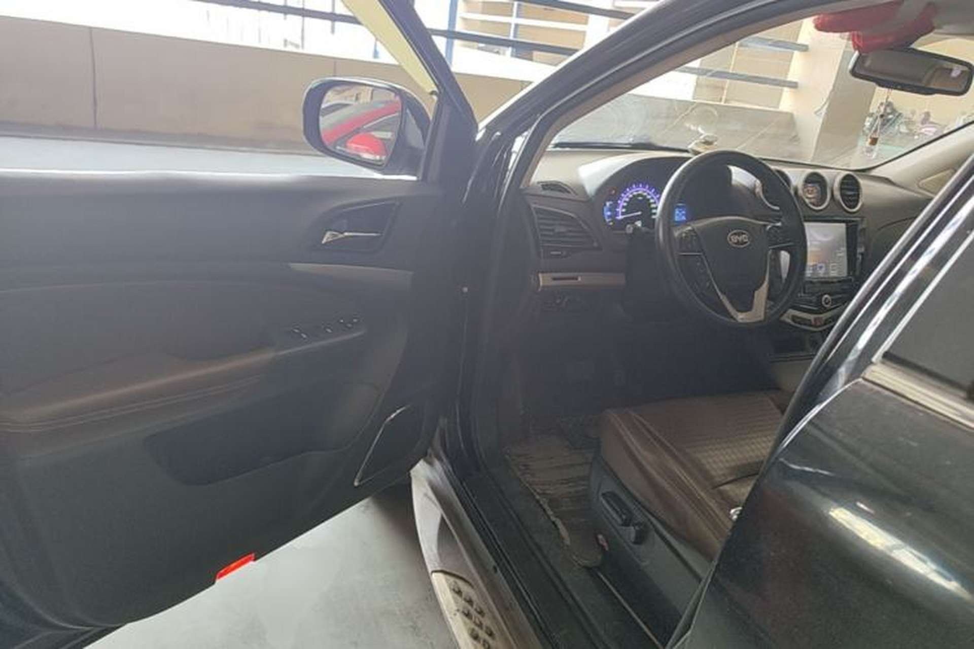 Used BYD S7 2015 2.0T Upgraded Automatic Luxury Version Driver Seat