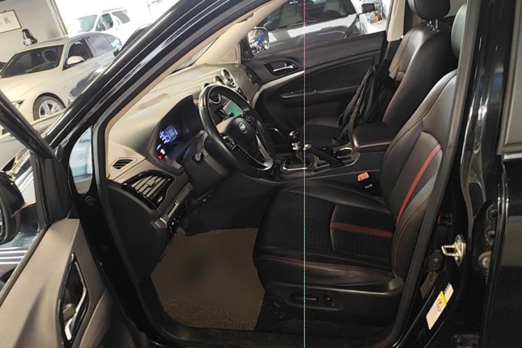 Used BYD S7 2015 1.5T Upgraded Manual Luxury Model Driver Seat