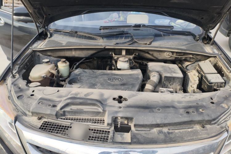 Used BYD S7 2015 1.5T Upgraded Manual Luxury Model Engine Bay