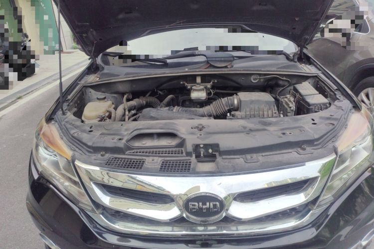 Used BYD S7 2015 2.0T Upgraded Automatic Luxury Version Engine Bay