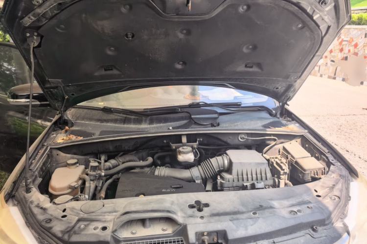 Used BYD S7 2015 2.0T Automatic Flagship Edition Engine Bay