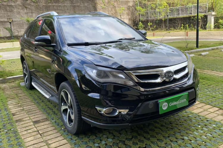 Used BYD S7 2015 2.0T Upgraded Automatic Luxury Version Exterior 1