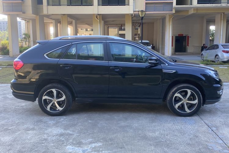 Used BYD S7 2015 2.0T Upgraded Automatic Luxury Version Exterior 2