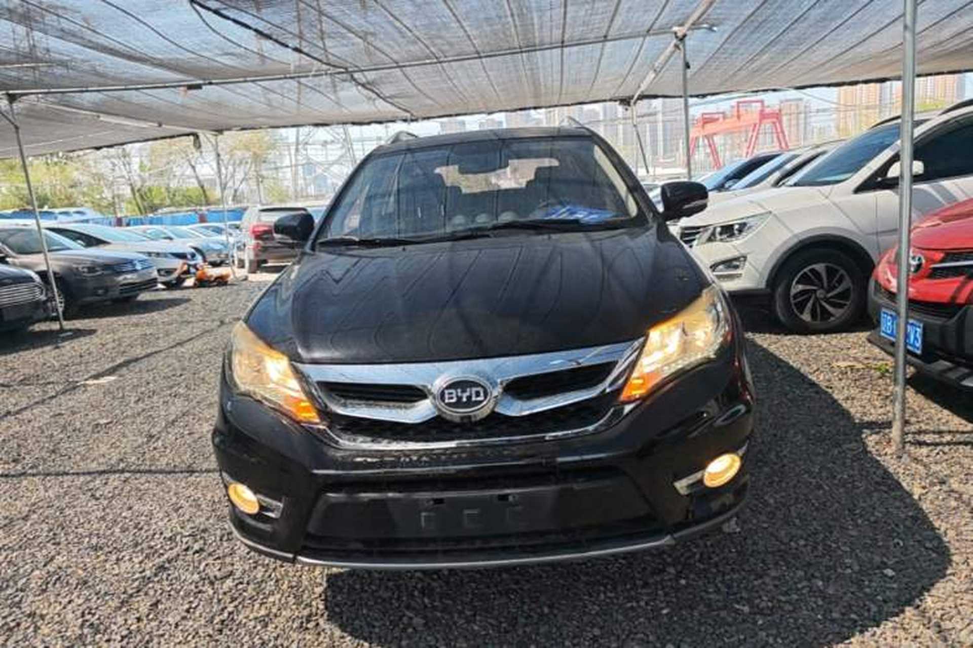 Used BYD S7 2015 2.0T Upgraded Automatic Luxury Version Front