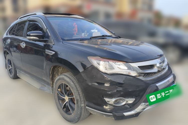 Used BYD S7 2015 1.5T Upgraded Manual Luxury Model Front Right 45 Deg