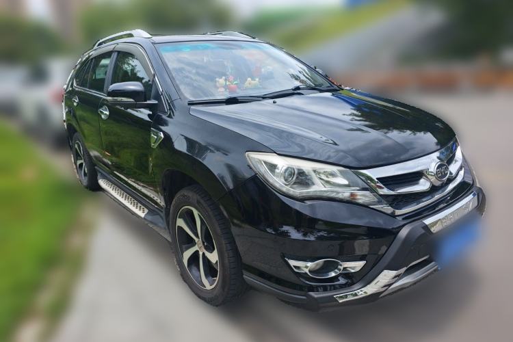 Used BYD S7 2015 2.0T Automatic Prestige Model Front Right 45 Deg