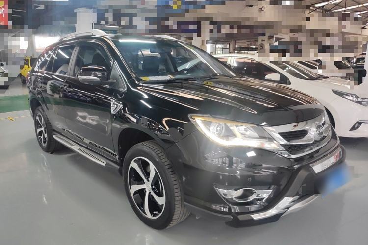 Used BYD S7 2015 2.0T Automatic Prestige Model Front Right 45 Deg