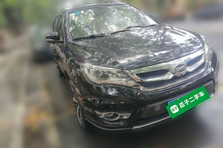 Used BYD S7 2015 2.0T Upgraded Automatic Flagship Version Front Right 45 Deg