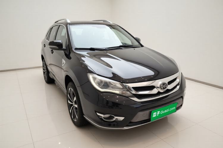Used BYD S7 2015 2.0T Automatic Flagship Edition Front Right 45 Deg
