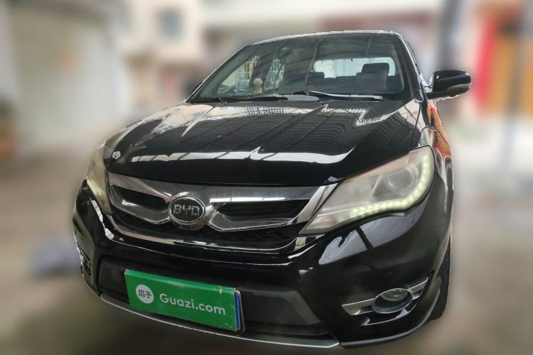 Used BYD S7 2015 2.0T Upgraded Automatic Luxury Version Front