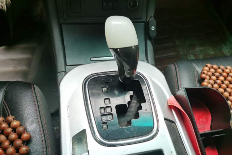 Used BYD S7 2015 2.0T Automatic Flagship Edition Gear Lever