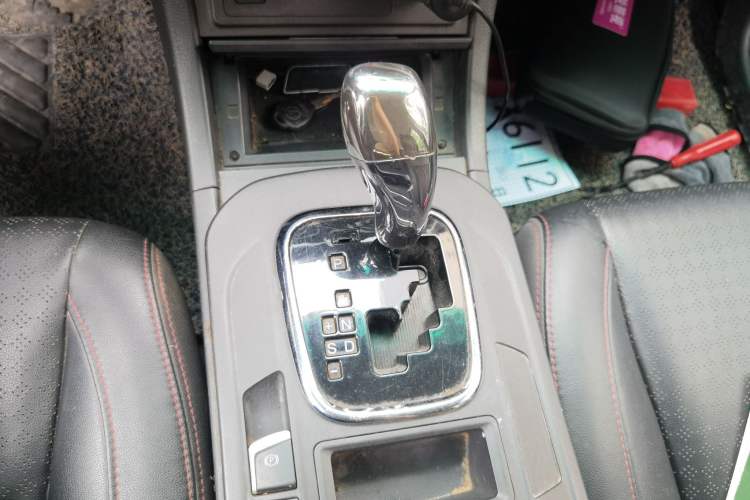 Used BYD S7 2015 2.0T Automatic Flagship Edition Gear Lever