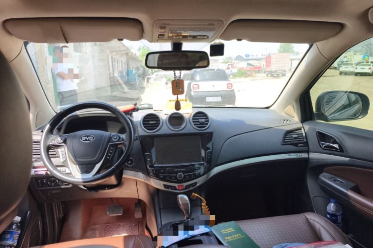 Used BYD S7 2015 2.0T Upgraded Automatic Flagship Version Headliner