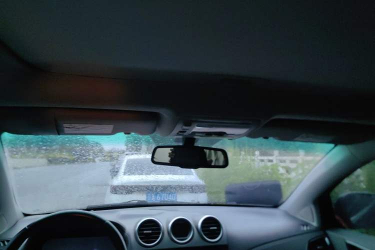 Used BYD S7 2015 2.0T Automatic Flagship Edition Headliner